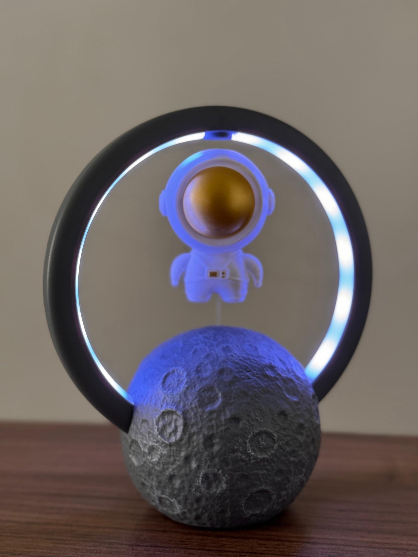 ASTRONAUTA PARLANTE