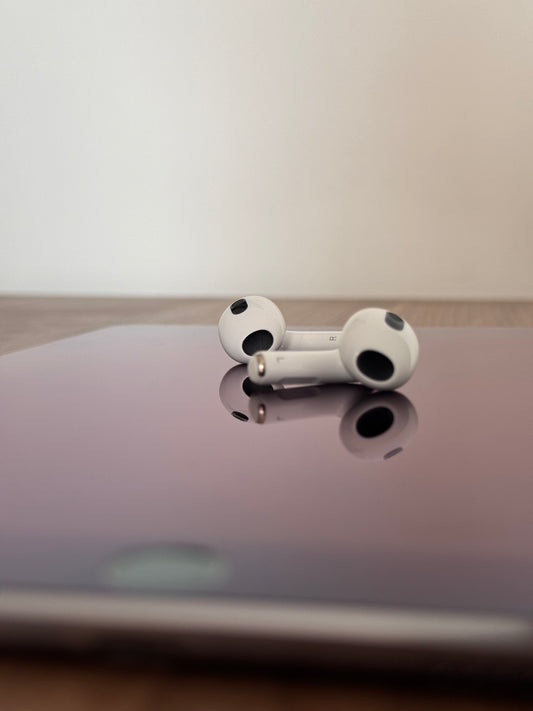 AIRPODS TERCERA GENERACION
